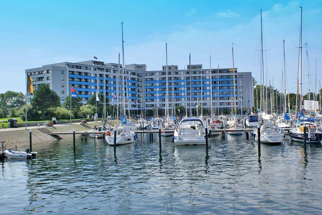 Ferienwohnung Zur Hafenseite _ 200 ダンプ エクステリア 写真